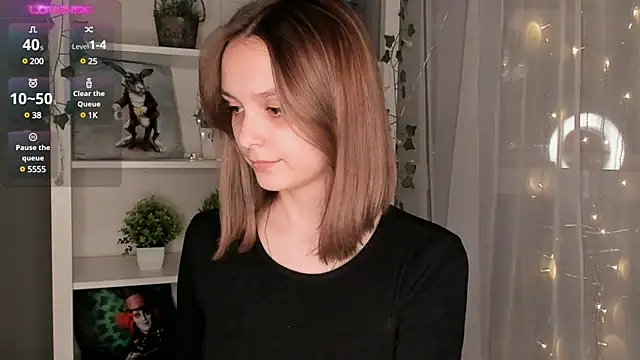 ms elizabethqueen online show from February 2025 07:05:02 PM