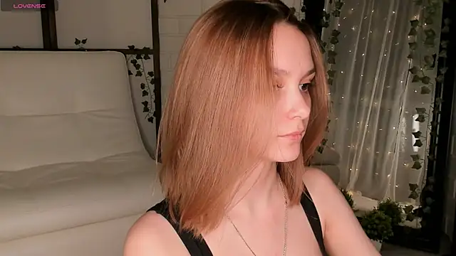 ms elizabethqueen online show from March 2025 04:33:02 PM