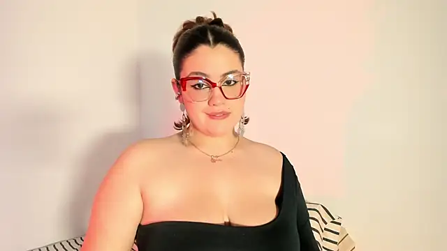 Snapshot of Candelariia_ chatting on March 2025 06:00:01 PM Candelariia online show from March 2025 06:00:01 PM