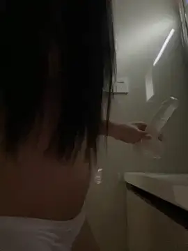 Snapshot of xyebobs chatting on March 2025 02:44:02 PM xyebobs online show from March 2025 02:44:02 PM