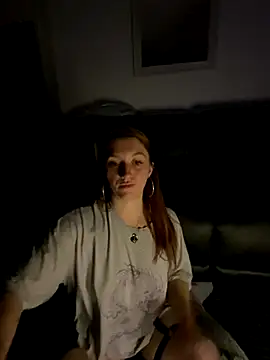 Snapshot of Stoner_BarbieXX chatting on October 2025 10:21:02 PM Stoner BarbieXX online show from October 2025 10:21:02 PM