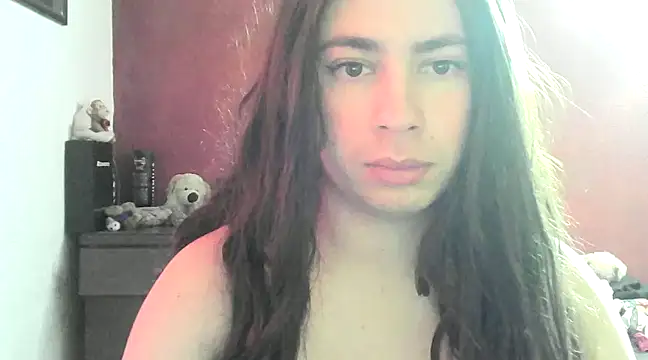 Snapshot of Yasmin_Paez99 chatting on January 2025 08:53:02 PM Yasmin Paez99 online show from January 2025 08:53:02 PM