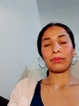 Snapshot of chloewildd_ chatting on December 2024 10:10:01 PM chloewildd online show from December 2024 10:10:01 PM