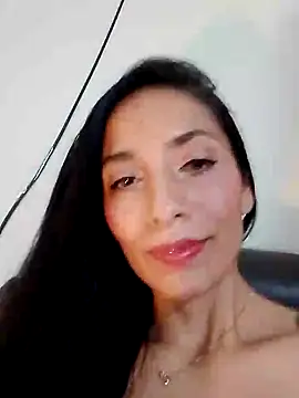 Snapshot of chloewildd_ chatting on December 2024 09:30:02 PM chloewildd online show from December 2024 09:30:02 PM