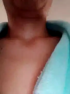 Snapshot of chloewildd_ chatting on January 2025 12:41:01 PM chloewildd online show from January 2025 12:41:01 PM