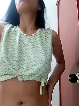 Snapshot of chloewildd_ chatting on February 2025 11:25:02 AM chloewildd online show from February 2025 11:25:02 AM