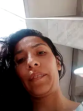 Snapshot of chloewildd_ chatting on February 2025 09:09:01 PM chloewildd online show from February 2025 09:09:01 PM