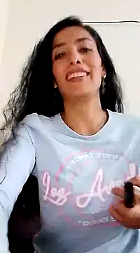 Snapshot of chloewildd_ chatting on March 2025 09:56:02 PM chloewildd online show from March 2025 09:56:02 PM