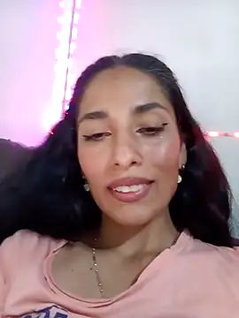 Snapshot of chloewildd_ chatting on November 2025 11:47:01 PM chloewildd online show from November 2025 11:47:01 PM