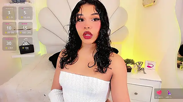 Snapshot of ValentinaMarinn chatting on September 2025 09:07:02 PM ValentinaMarinn online show from September 2025 09:07:02 PM