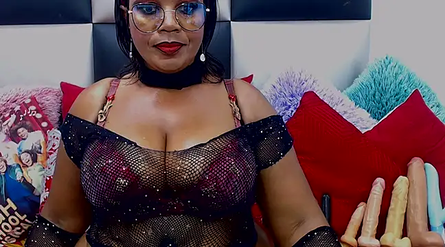 MATURExxxASS online show from March 2025 06:00:02 PM