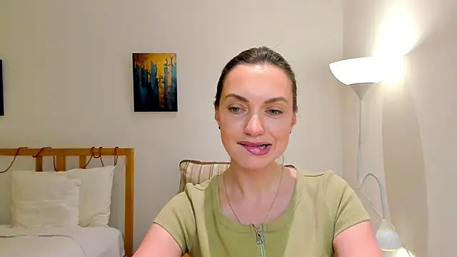 LovelyeeMia online show from January 2025 01:58:01 PM