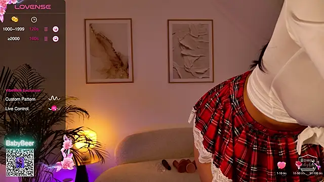 Snapshot of babybeerX chatting on October 2025 09:28:02 PM babybeerX online show from October 2025 09:28:02 PM