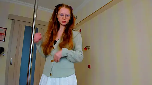 Fire Luna online show from October 2025 06:56:01 AM