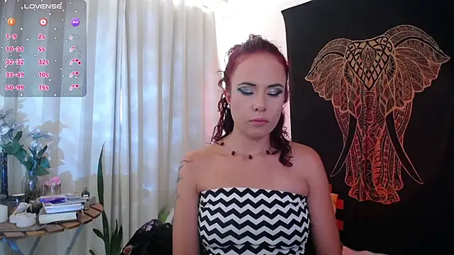 Snapshot of AmaRiv chatting on October 2025 04:18:01 PM AmaRiv online show from October 2025 04:18:01 PM