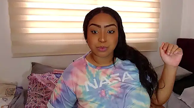 ANNA CORTES online show from December 2024 03:28:02 PM