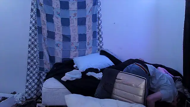 Benzolbub3 online show from September 2025 05:42:01 AM