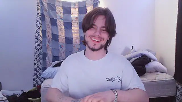 Benzolbub3 online show from September 2025 01:47:02 PM