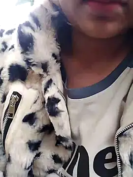 Betty20zx online show from December 2024 05:49:01 AM