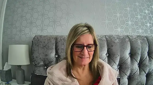 Additive Mature Linda online show from December 2024 10:50:02 AM