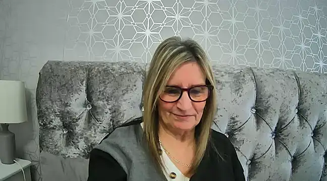 Additive Mature Linda online show from February 2025 11:53:01 AM