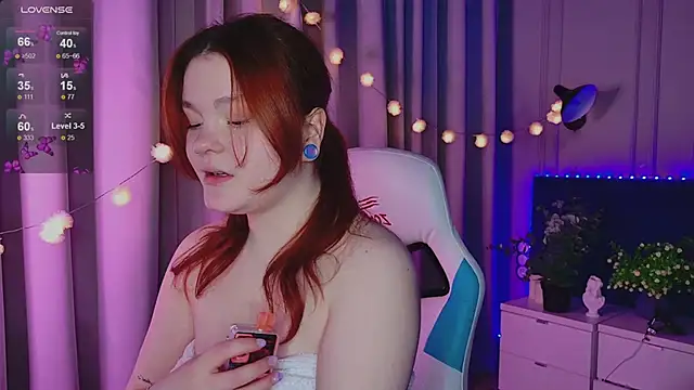 EnnySunrise online show from March 2025 06:12:02 PM