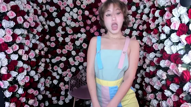 Hellen coy online show from January 2025 01:22:02 PM