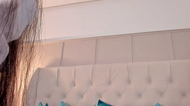 emily figueroa online show from September 2025 10:48:02 AM