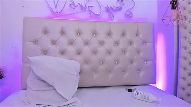 Zoeth Ruiz online show from January 2025 03:53:02 PM