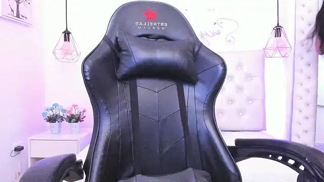 Zoeth Ruiz online show from February 2025 12:25:02 PM