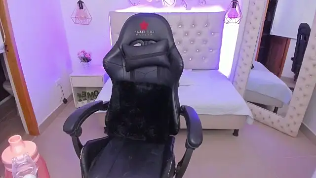 Zoeth Ruiz online show from February 2025 12:52:02 PM