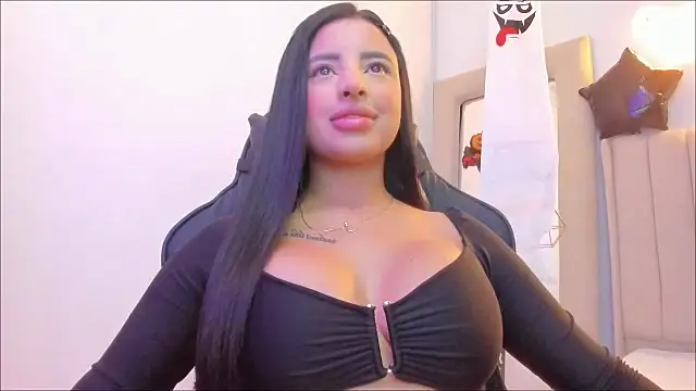 Zoeth Ruiz online show from October 2025 01:18:01 PM