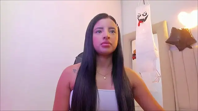 Zoeth Ruiz online show from October 2025 01:48:02 PM