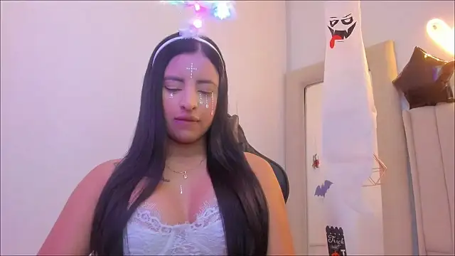 Zoeth Ruiz online show from October 2025 01:12:01 PM