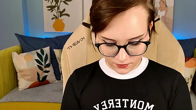 StellaGloww online show from January 2025 11:43:02 AM