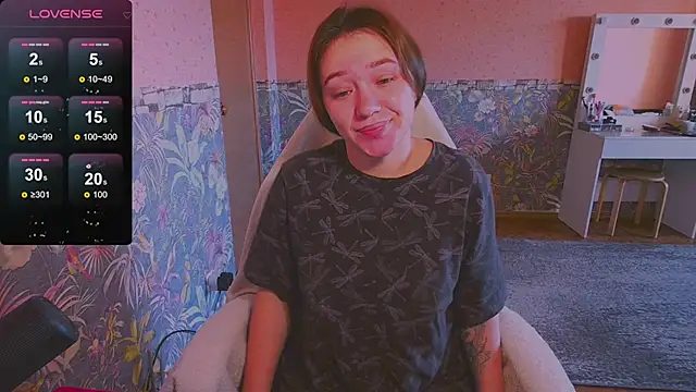 Chloe strip online show from September 2025 02:27:02 AM