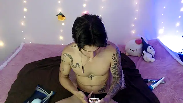 Apolo Hidalgo01 online show from December 2024 03:44:02 PM