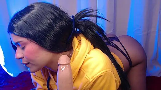 Snapshot of Annyjhonson chatting on January 2025 09:47:02 PM Annyjhonson online show from January 2025 09:47:02 PM