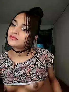 Snapshot of Pussycat_9999 chatting on January 2025 04:48:02 PM Pussycat 9999 online show from January 2025 04:48:02 PM