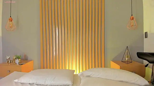 Snapshot of mary_suarez chatting on February 2025 03:40:01 AM mary suarez online show from February 2025 03:40:01 AM