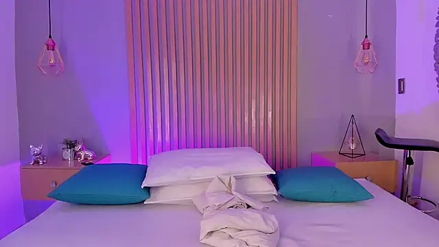 Snapshot of mary_suarez chatting on February 2025 03:36:01 AM mary suarez online show from February 2025 03:36:01 AM