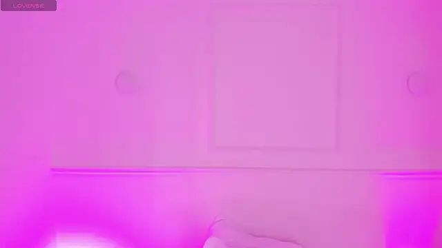 Snapshot of mary_suarez chatting on October 2025 04:00:02 AM mary suarez online show from October 2025 04:00:02 AM