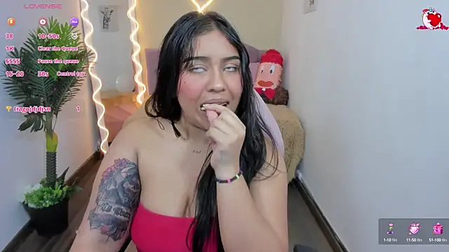Snapshot of kendra_tay chatting on February 2025 06:32:02 AM kendra tay online show from February 2025 06:32:02 AM
