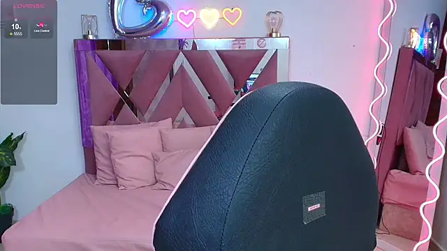 Snapshot of kendra_tay chatting on October 2025 03:31:01 AM kendra tay online show from October 2025 03:31:01 AM