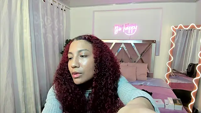 Daphnne tay online show from January 2025 03:18:01 AM