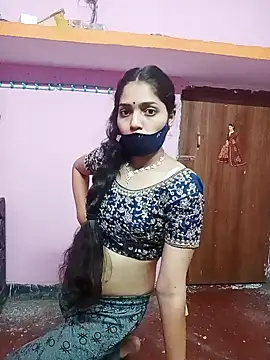 Snapshot of Cute-Simmi chatting on December 2024 05:01:02 PM Cute-Simmi online show from December 2024 05:01:02 PM