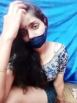 Snapshot of Cute-Simmi chatting on January 2025 03:25:01 PM Cute-Simmi online show from January 2025 03:25:01 PM