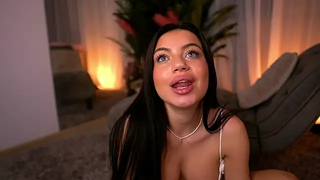 EsmeeLuv online show from March 2025 03:57:01 AM