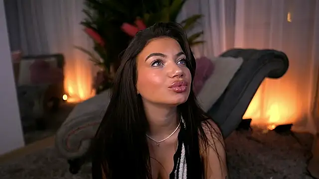 EsmeeLuv online show from March 2025 09:24:01 PM