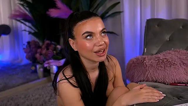 EsmeeLuv online show from March 2025 07:25:01 PM